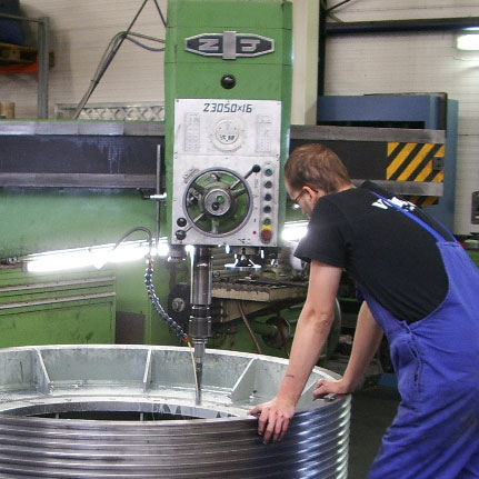 Kornfeld Maschinenbau Symbolbild Lohnfertigung